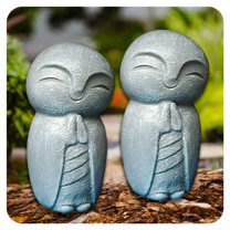 ICERUN 2Pcs Garden Statues,Resin Little Monk Sculpture Yard Art,Hands-Folded Design Outdoor Garden Decor