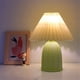 thumbnail image 4 of Lámpara de mesa retro plisada de cerámica for dormitorio, estudio y mesita de noche., 4 of 6
