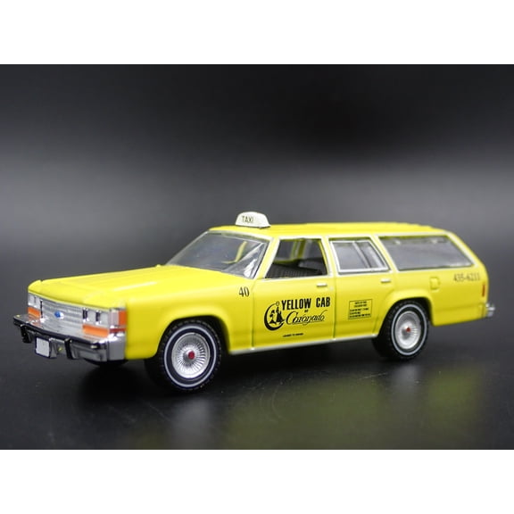 Open Box 1988 FORD LTD CROWN VICTORIA WAGON CORONADO. CA TAXI CAB 1:64 DIECAST MODEL CAR