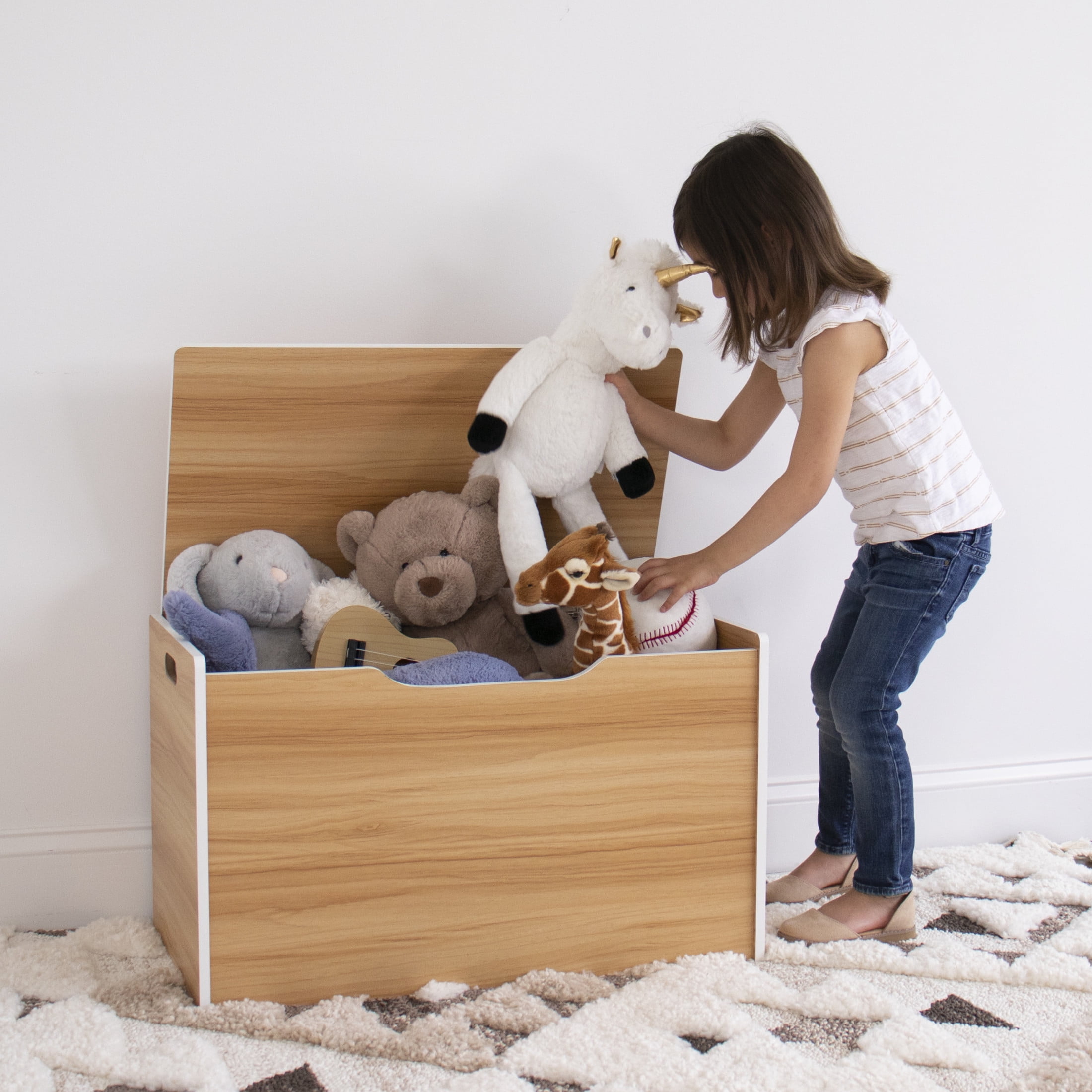 Humble Crew Kids Toy Box,  Hinged Toy Storage Chest with Lid, Natural/White