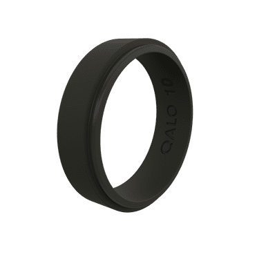 QALO Men's Slate Grey Narrow Polished Step Edge Silicone Ring Size 08