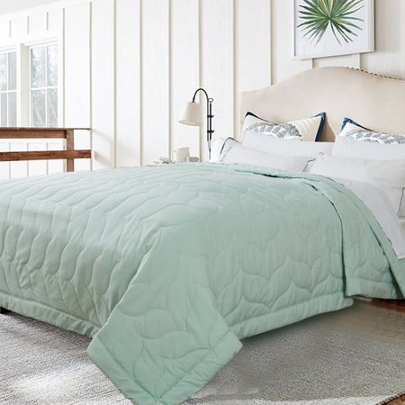 Rosdorf Park Down Alternative Comforter