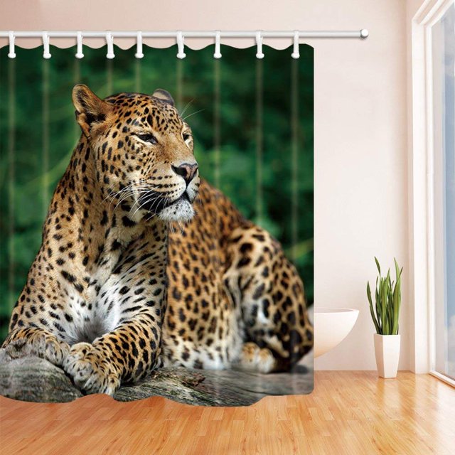 ABPHQTO leopardo acostado en la piedra en el bosque Cortina de baño de tela de poliéster 160x180 cm