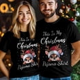 thumbnail image 3 of Camisetas gráficas informales de manga corta con copos de nieve y alce navideño para hombre, 3 of 8