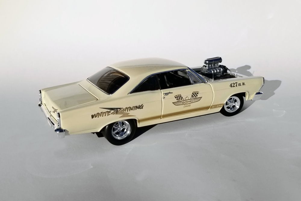 ジャンク ミニカー1/18 Ford FAIRLANE No.16 ジャンク ミニカー1/18 Ford FAIRLANE No.16 ジャンク ミニカー1