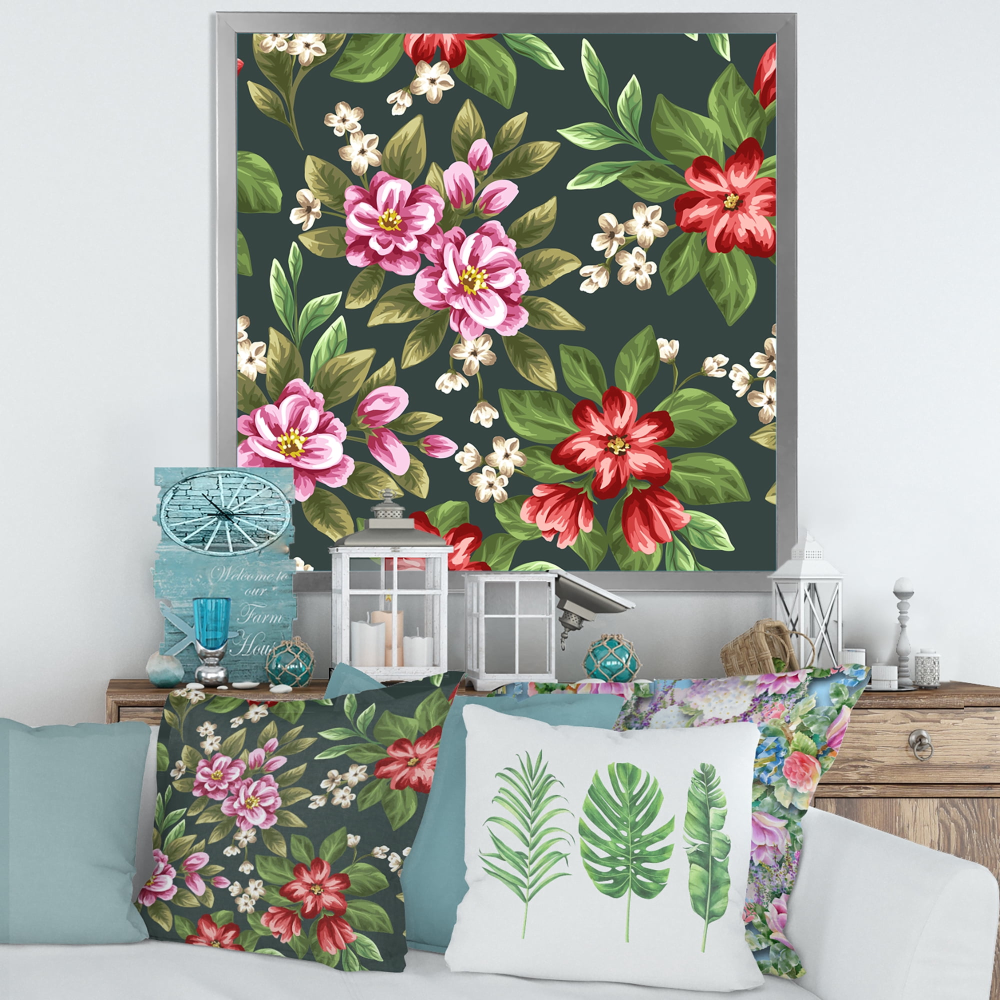 Designart 'Vintage Red and Pink Wildflowers I' Traditional Framed Art Print