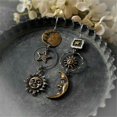 thumbnail image 2 of Mitología griega Cara Sol Luna Colgante Creative Des, 2 of 2