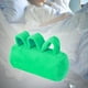 thumbnail image 1 of Almohadilla de separación de dedos Salvador Ejercitador de mano Verde, 1 of 10