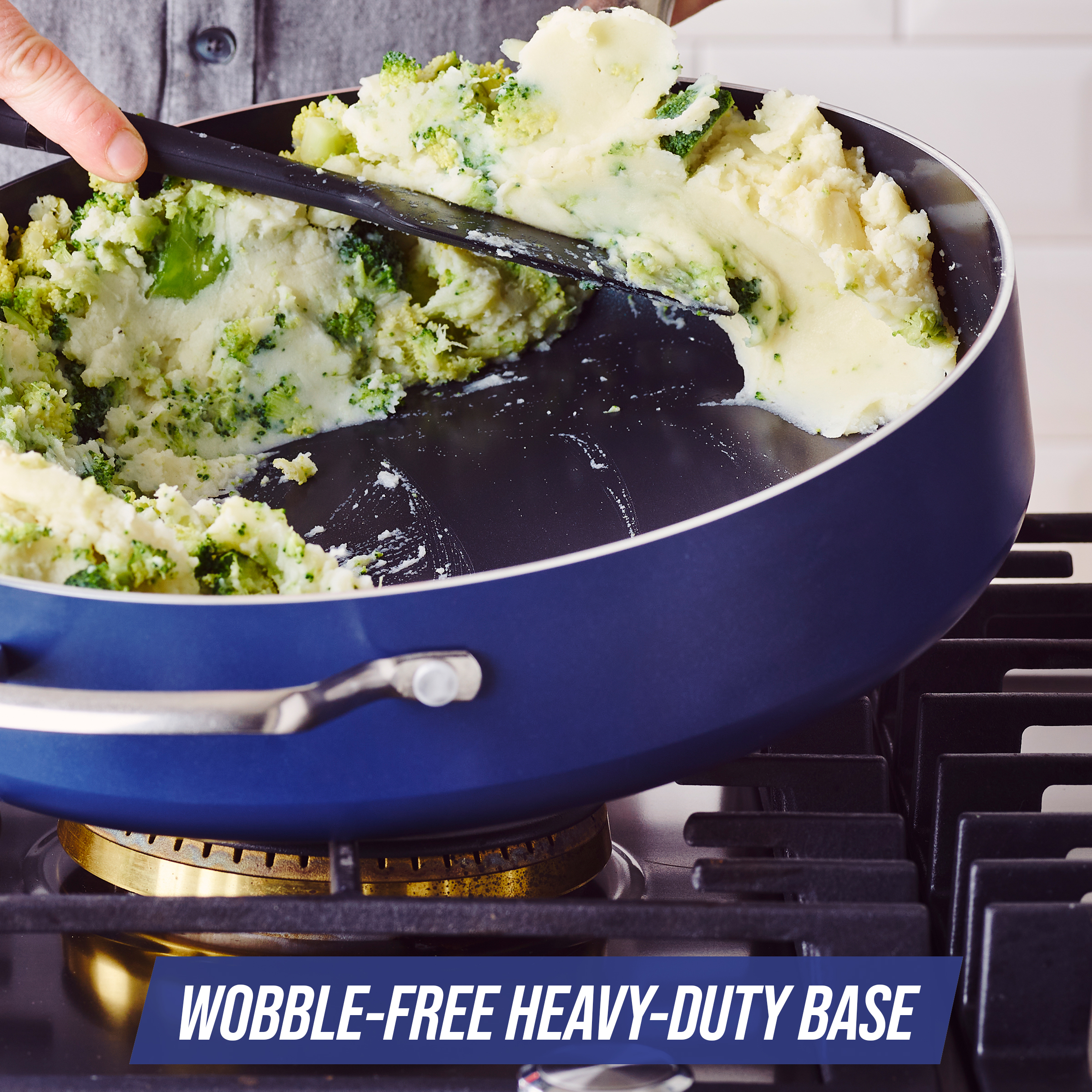 Blue Diamond 5-Quart Ceramic Non-Stick Sauté Pan photo 2