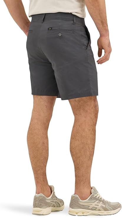 Lee Men's Extreme Motion Flat Front 7" Short (29-42)