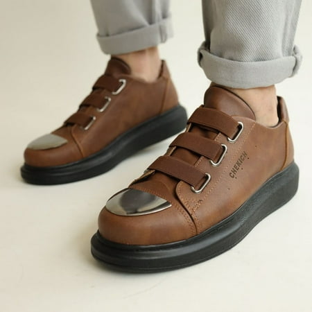 

Nelly in Brown & Black
