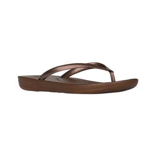 FitFlop - Women's FitFlop iQushion Ergonomic Flip-Flop - Walmart.com ...