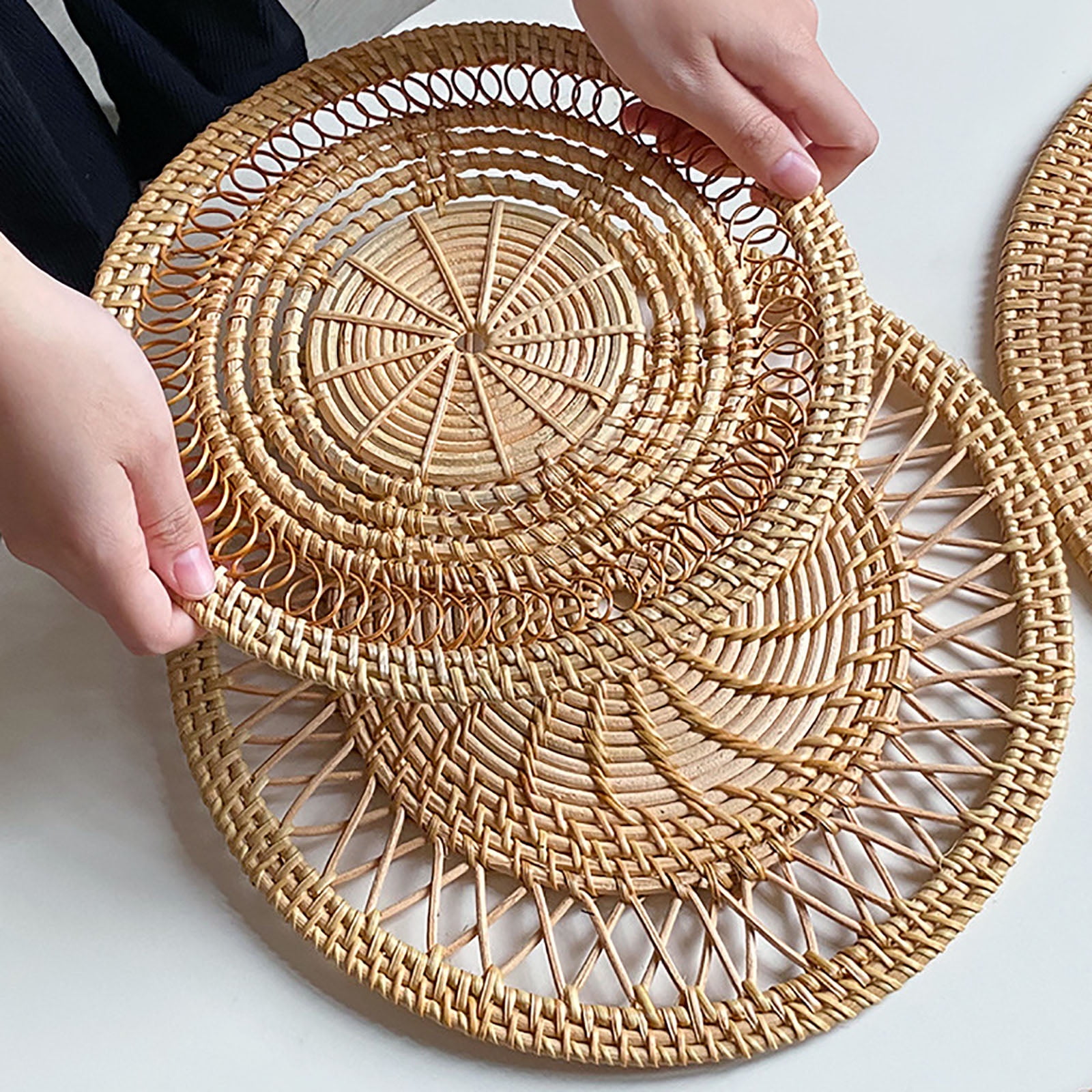 Vigorush Rattan Wall Basket Boho Round Wicker Woven BasketsTrays Hanging Decor 3Pcs Set