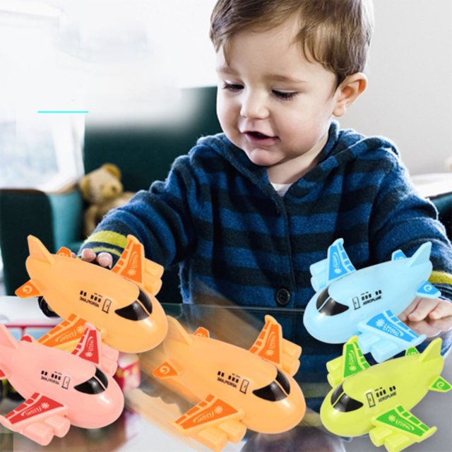 IMENGL Jouet Avion pour Enfants Garçon et Fille Simulation Mini Avion à Rétrofriction Modèle Cadeau Jouets Avion Jouet pour Enfants Activités Garçon et Fille pour Tout-Petits 1-3, Aimants pour Réfrigérateur, Animal m