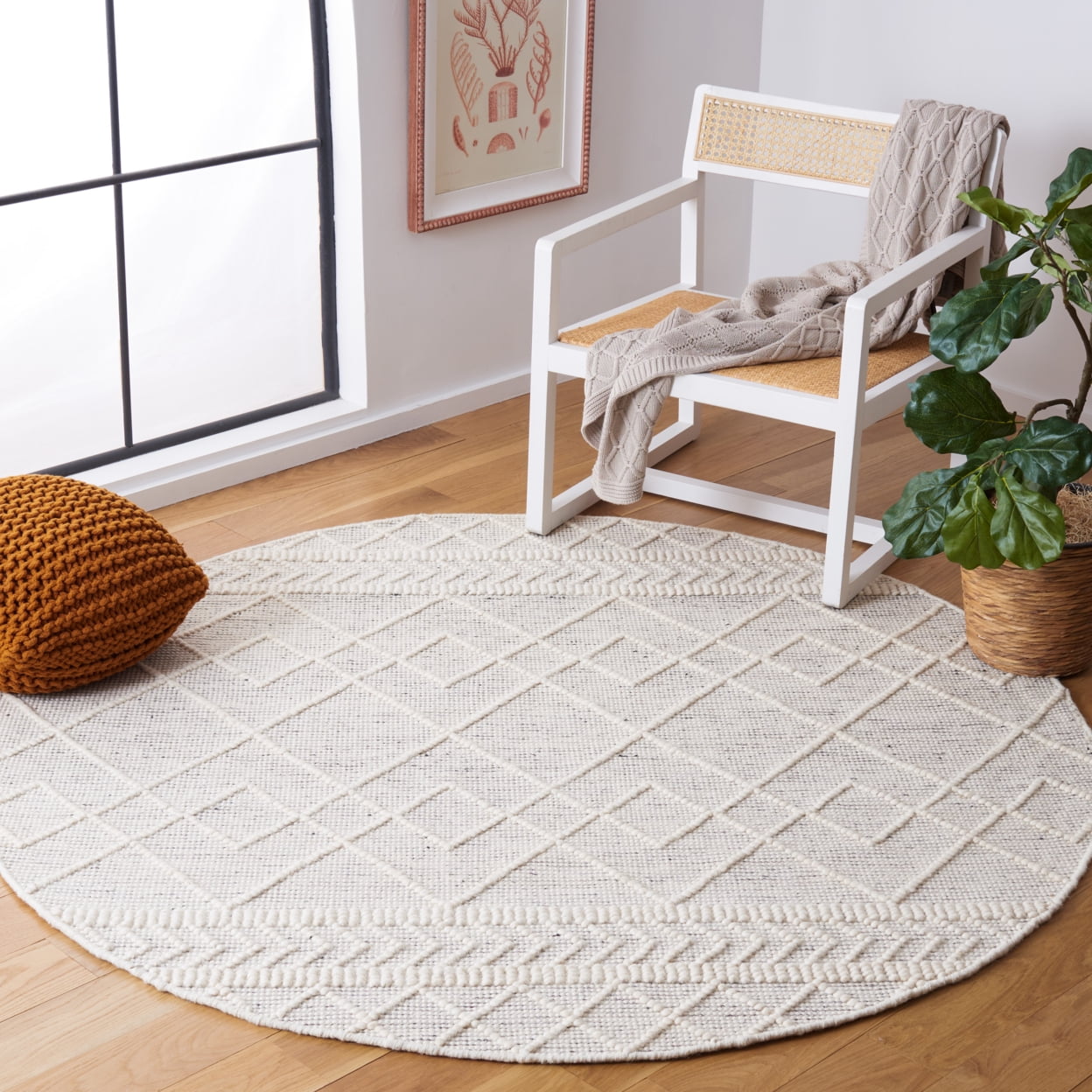 SAFAVIEH Natura Bedelia Geometric Area Rug, Ivory/Black, 4' x 6'