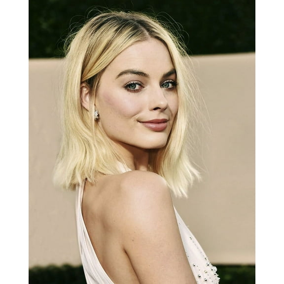 Margot Robbie Beautiful Smiling Pose In Off-Shoulder White Glamour Outfit 24X36 Classic Hollywood Poster