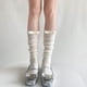 thumbnail image 1 of Xiao Hua 3 pares de calcetines casuales de algodón hasta la rodilla para mujer, de punto liso, elásticos y suaves (blancos)., 1 of 2