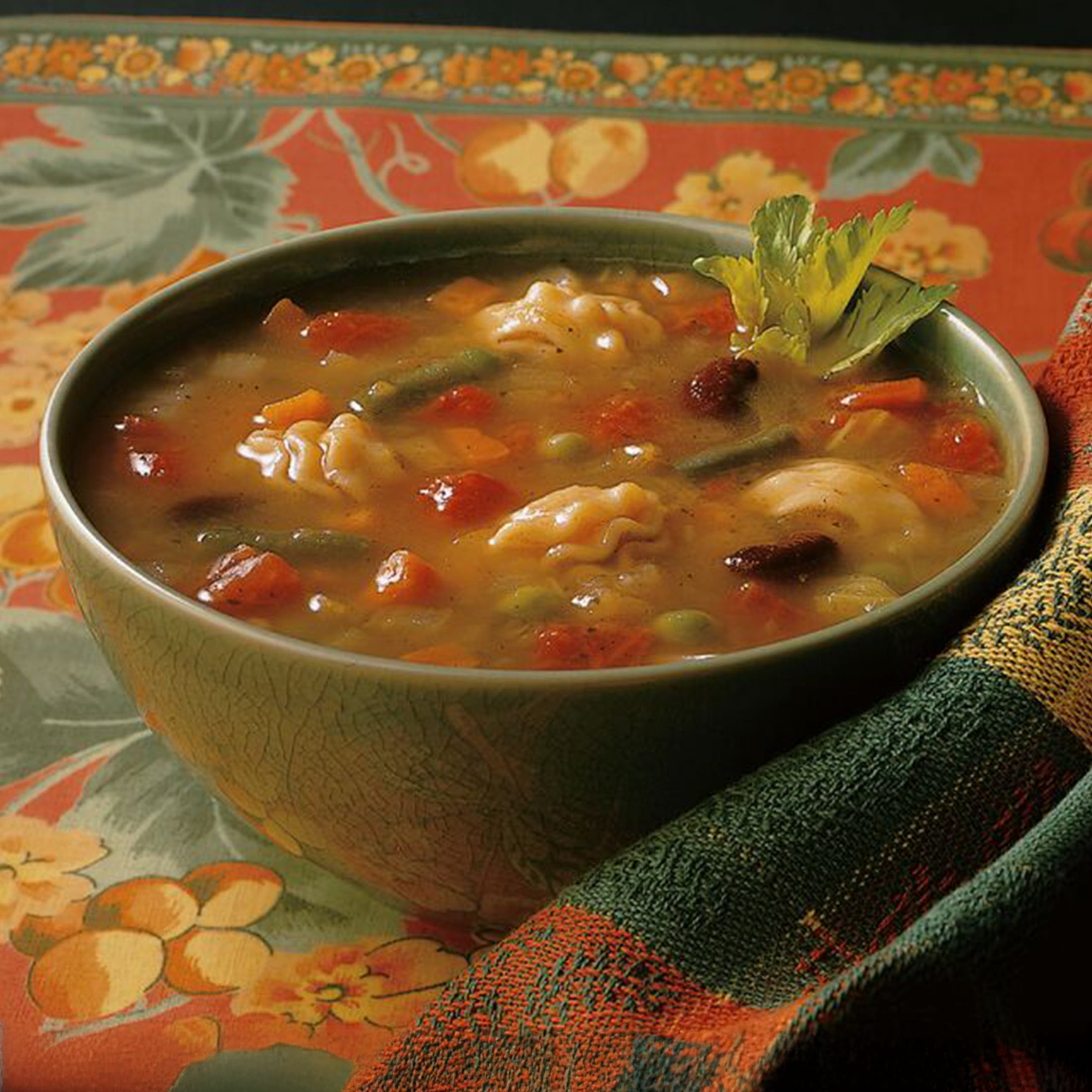 (6 pack) Amy’s Soup, Organic Light in Sodium Minestrone Soup, Made With Organic Vegetables, Canned Soup, 14.1 Oz