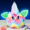 thumbnail image 4 of Furby Tie Dye Peluche Interactivo con 15 Accesorios de Moda, 4 of 4