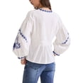 thumbnail image 3 of Blusa bordada de verano para mujer Inspire Chic, con cuello en V, de manga larga, casual, talla XL, blanca, 3 of 6