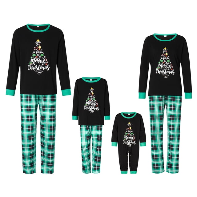 Pijamas navideños familiares a juego: camisetas de manga larga con cuello redondo y estampado de letras y hojas, y pantalones a cuadros.