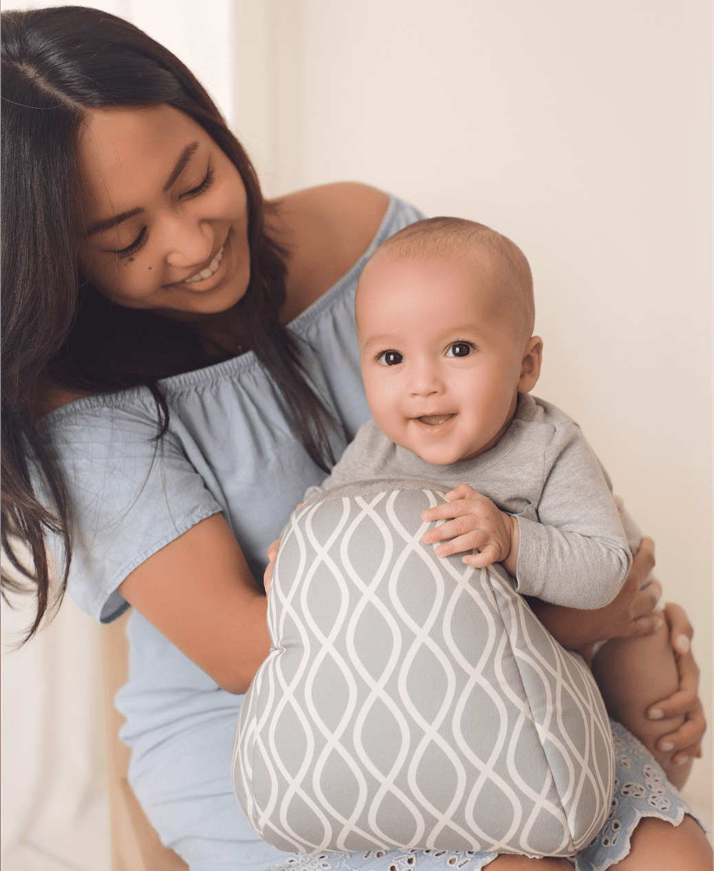 Breastfeeding Essentials Kit: Must-Haves for Nursing Moms – Itzy Ritzy