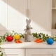 thumbnail image 5 of Figura de conejo de Pascua de estilo vintage con pequeñas cuentas de madera decorativas. Un regalo o artículo decorativo perfecto., 5 of 6