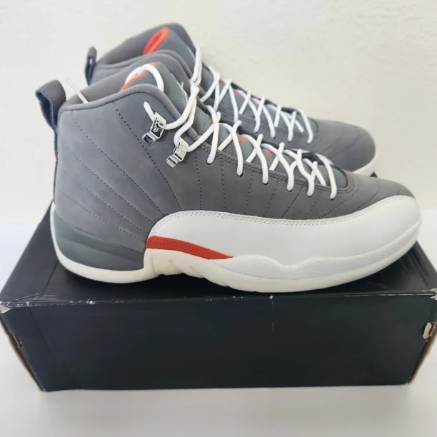 N I-K-E A i r-Jor-dan Retro 12 Cool Grey 2012 Size 11.5 Authentic Basketball New w Box
