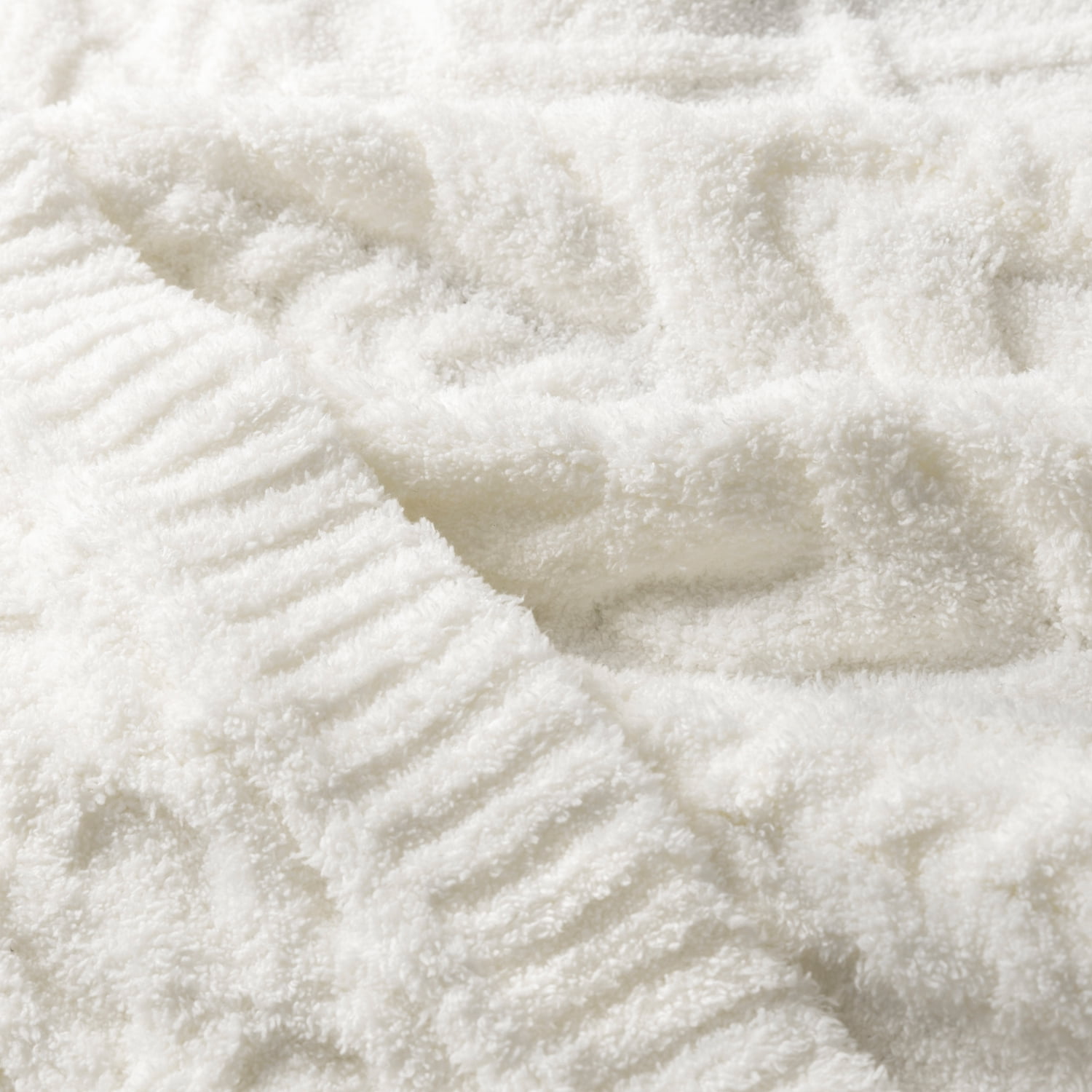 Phantoscope Christmas Cable Knit Throw Blanket Sherpa Twin Blanket, 51"x 63", Off White, 1 Pack