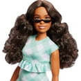 thumbnail image 3 of Muñeca de moda Barbie Fashionistas #240, cabello castaño oscuro ondulado, 3 of 6