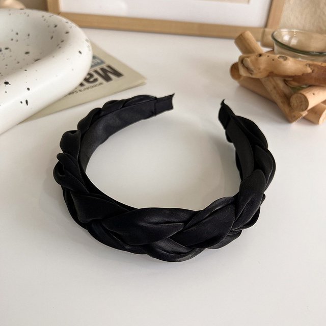 Banda para el cabello con trenza en la parte superior del cráneo que muestra la cara pequeña con pinza para el cabello de satén Banda para el cabello de celebración retro Accesorios para el cabello