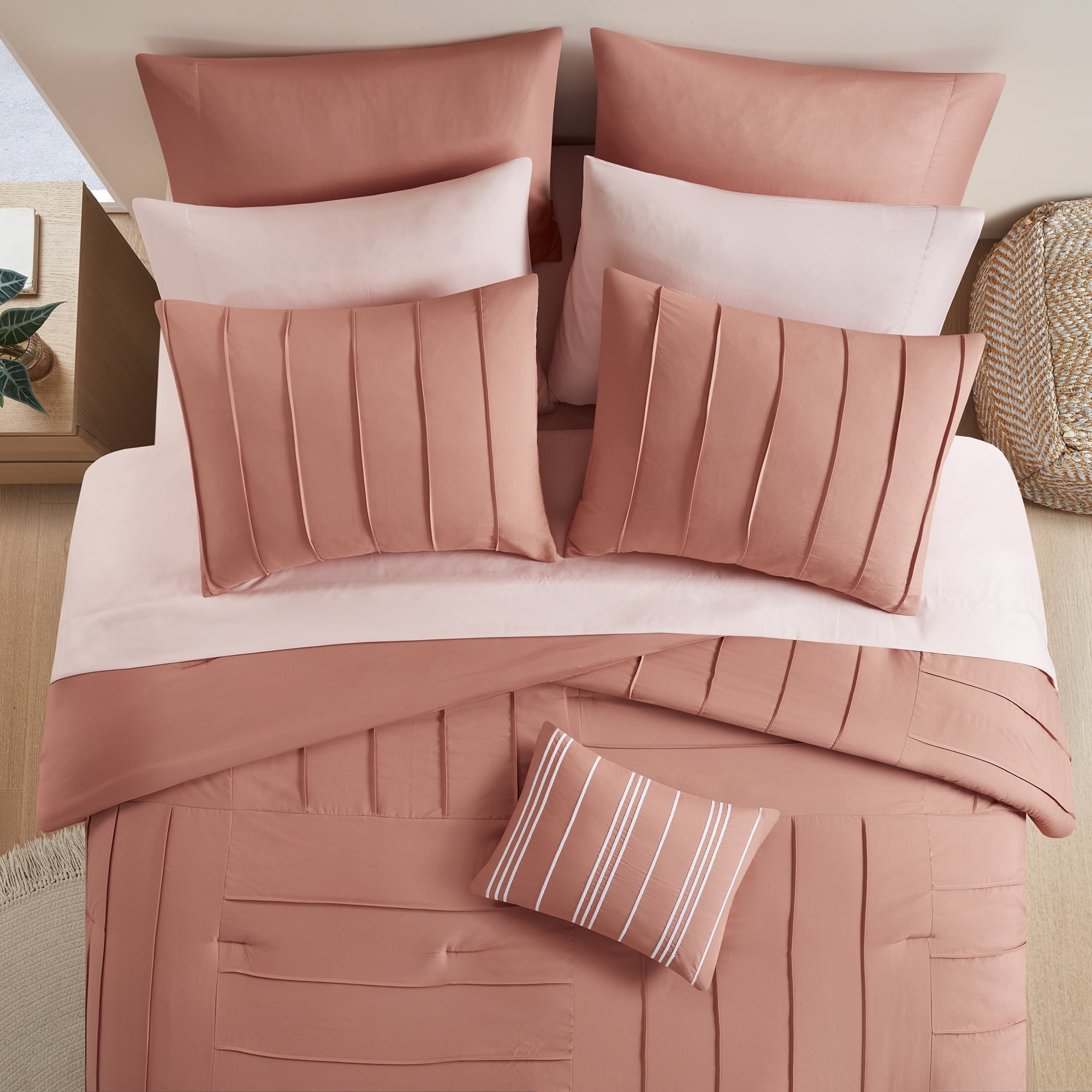 Mainstays All in One Reversible Comforter and Sheet set- 11 Piece, Queen, Terracotta Texture
