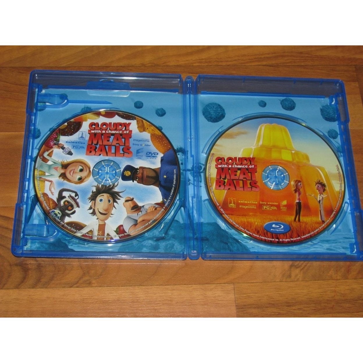 Sony Pictures: Cloudy With a Chance of Meatballs Blu-ray/DVD Combo
