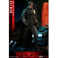 thumbnail image 4 of Hot Toys Escala 1:6 The Batman (2022): Batman and Bat-Signal, 4 of 10