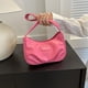 thumbnail image 5 of Bolsos de hombro de moda para mujer, lindo bolso de mano tipo bandolera para llevar debajo del brazo., 5 of 7