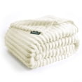 thumbnail image 1 of Cobija Frazada Afelpada Dreamlab Flannel de Rayas Ultra Suave | Blanket Cobertor Polar Invierno para Cama o Manta para Sofa | Frazada Calientita, Hipoalergénica | Colcha Marfil, 1 of 7
