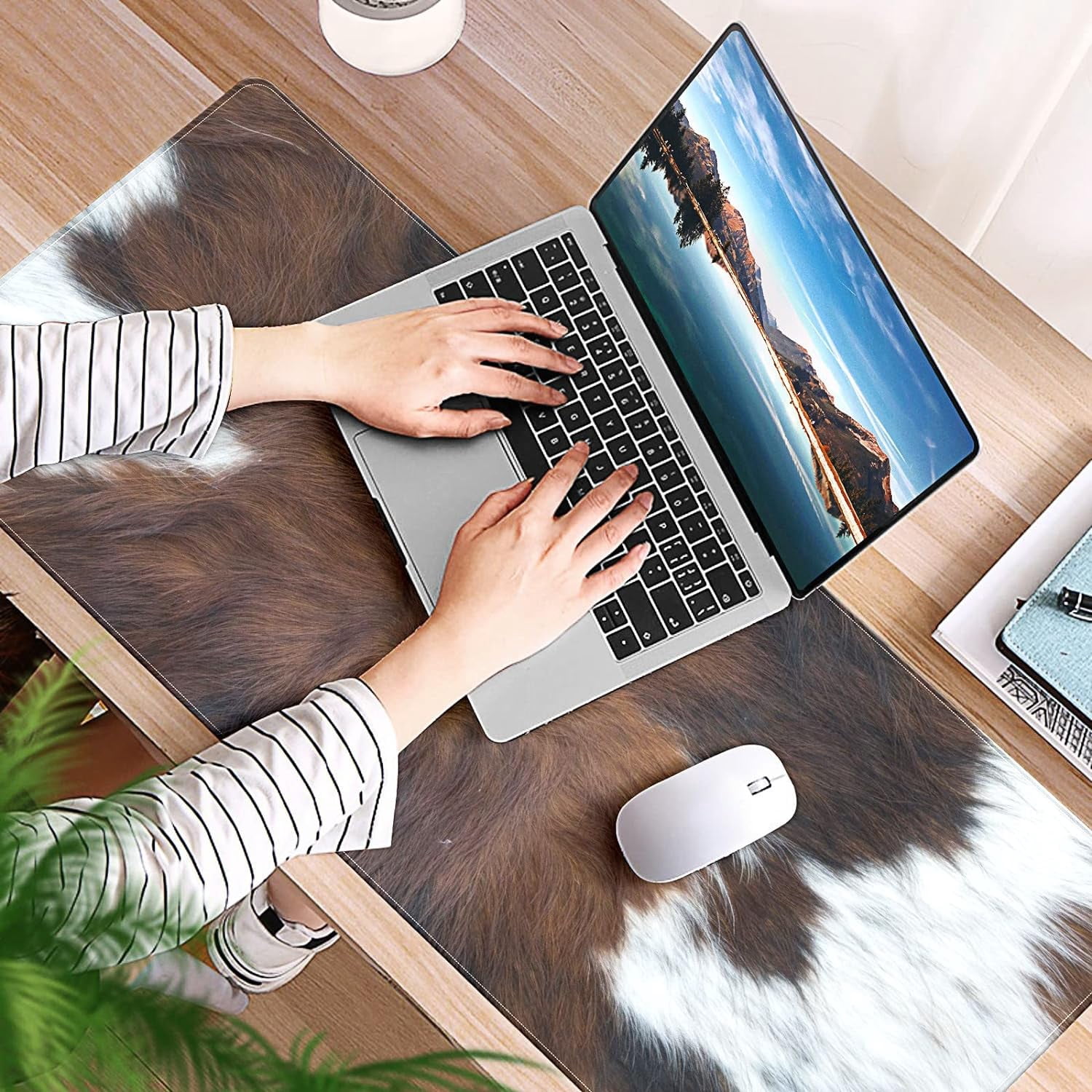 Brown Cowhide Desk Mat, Desk Accessory, Cute Workspace, Trendy Workspace, Trendy, 35.4x15.7in Large Gaming Mouse Pad, Cute Desk Topper, Pretty Desk Pad