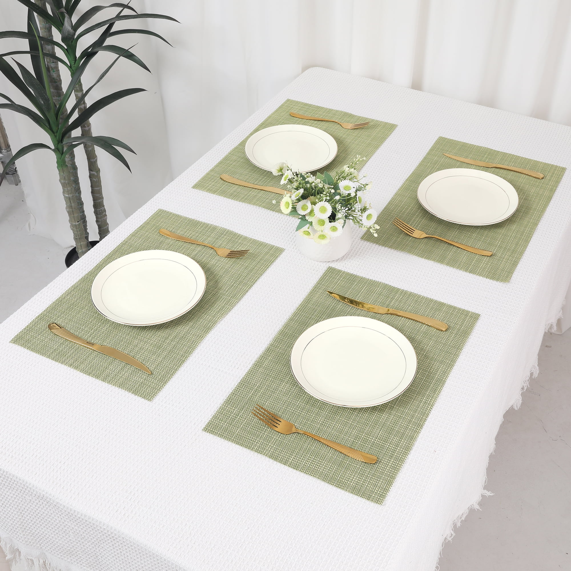 Unique Bargains 8 Pack Washable Placemats for Table Decor Wipeable Place Mat Green 18x12in