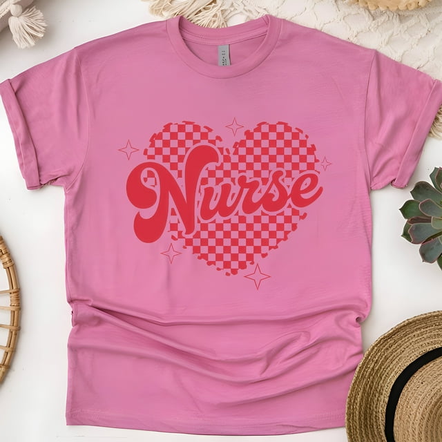 T-shirt Graphique d'Infirmière avec Motif de Cœur Rétro pour le Personnel Médical, Heliconia, Taille M