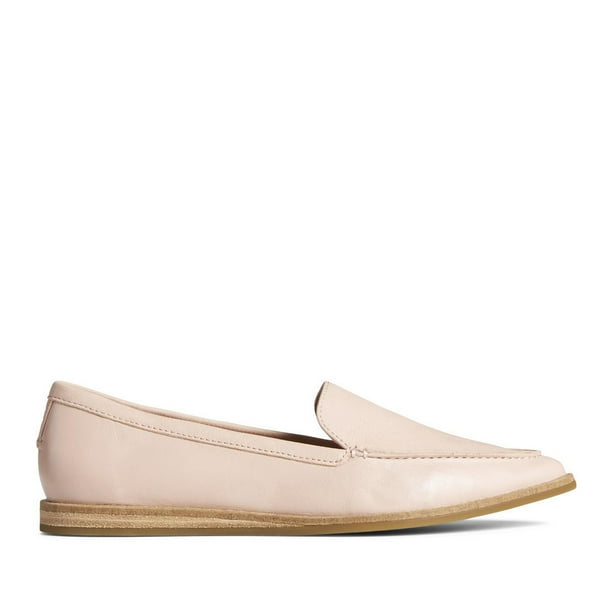 Women's saybrook slip on leather loafer 2025