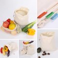 thumbnail image 2 of Bolsa de malla ecológica de algodón orgánico para frutas y verduras, 8 piezas en 3 tamaños (2 pequeñas, 4 medianas, 2 grandes), ideal para compras, viajes o almacenamiento en casa., 2 of 6
