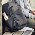 thumbnail image 2 of Mochila Thule Indago negra para portátil de 15,6 y 16 pulgadas, 2 of 6