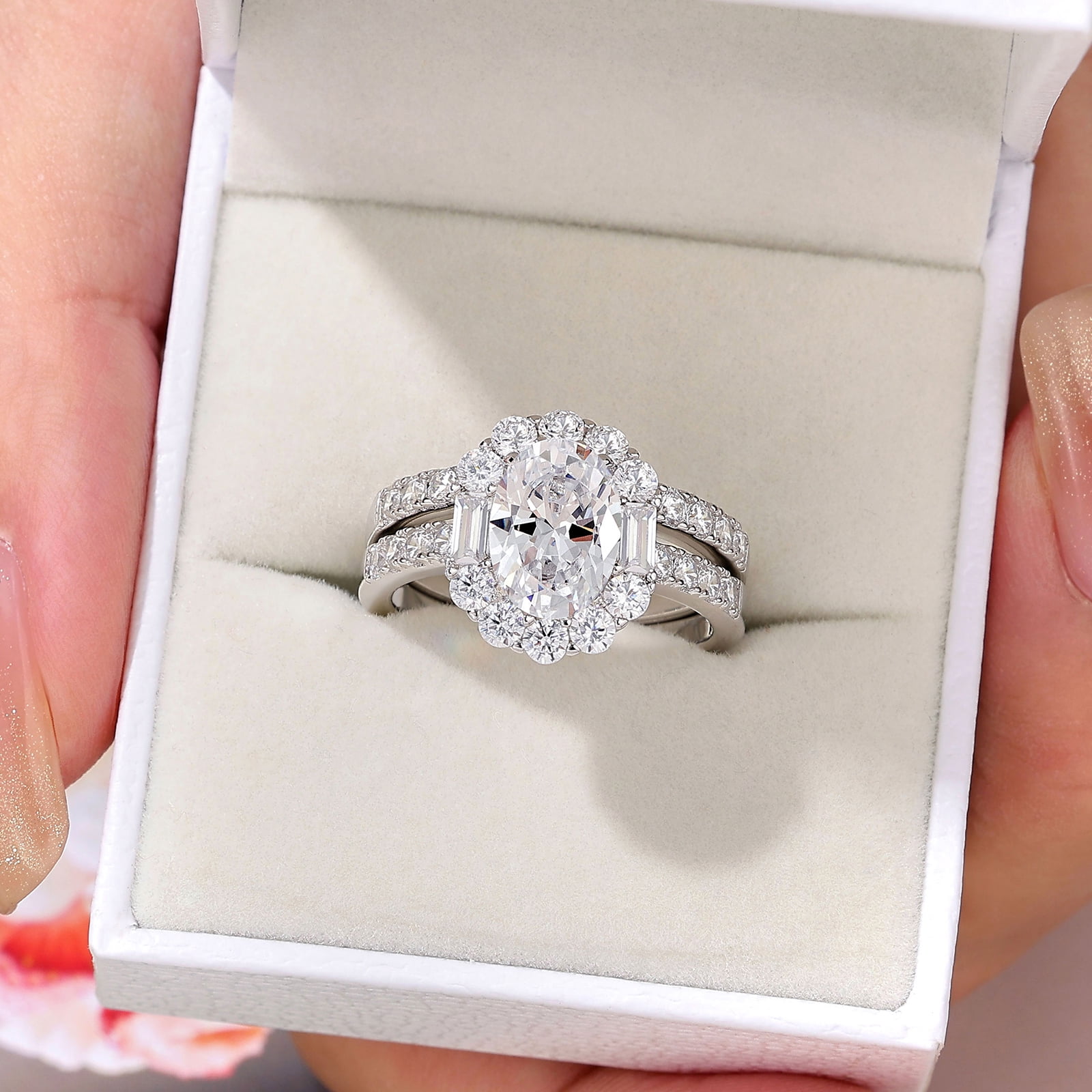 Wuziwen 3.6 Ct Oval Wedding Ring Sets Halo Engagement Rings for Women 925 Sterling Silver Cubic Zirconia Size 6
