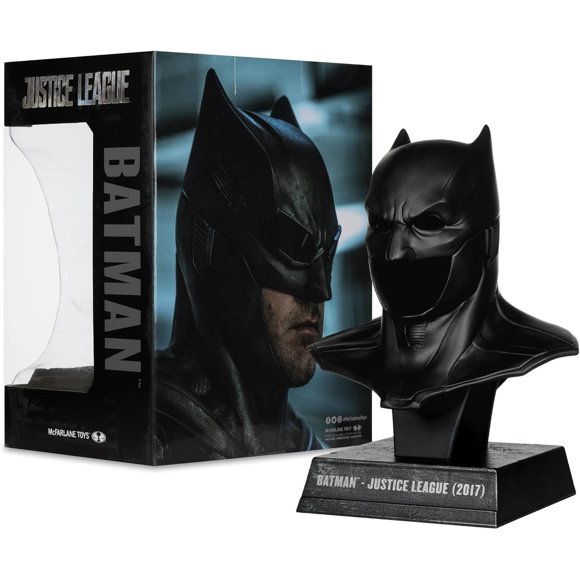 DC Prop Rep. W3 Batman Justice League 1:3 Cowl