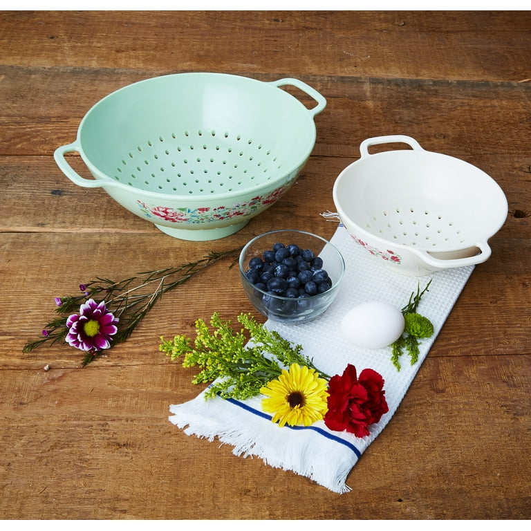 The Pioneer Woman Garden Party 2-Piece Plastic Colander Set
