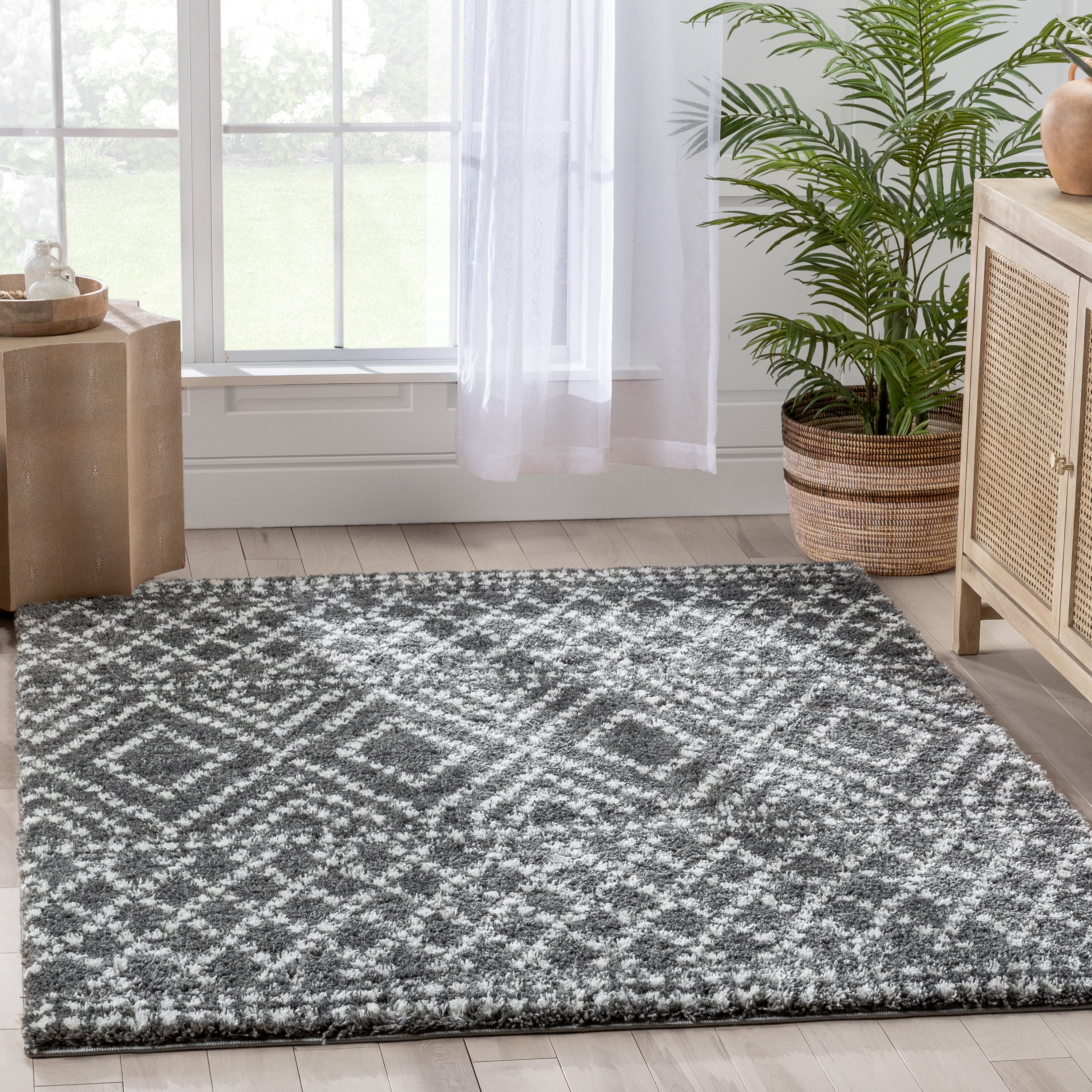 Well Woven Moroccan Area Rug, 9' x 7', Irresistibly thick Shag Pile, Easy to clean