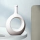 thumbnail image 5 of Jarrón de cerámica decorativo con diseño hueco y maceta moderna para mesa de comedor. Blanco, 5 of 7