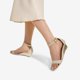 thumbnail image 5 of Sandalias de Cuña DREAM PAIRS Ingrid Doradas con Correa al Tobillo 4.5 cm, 5 of 7