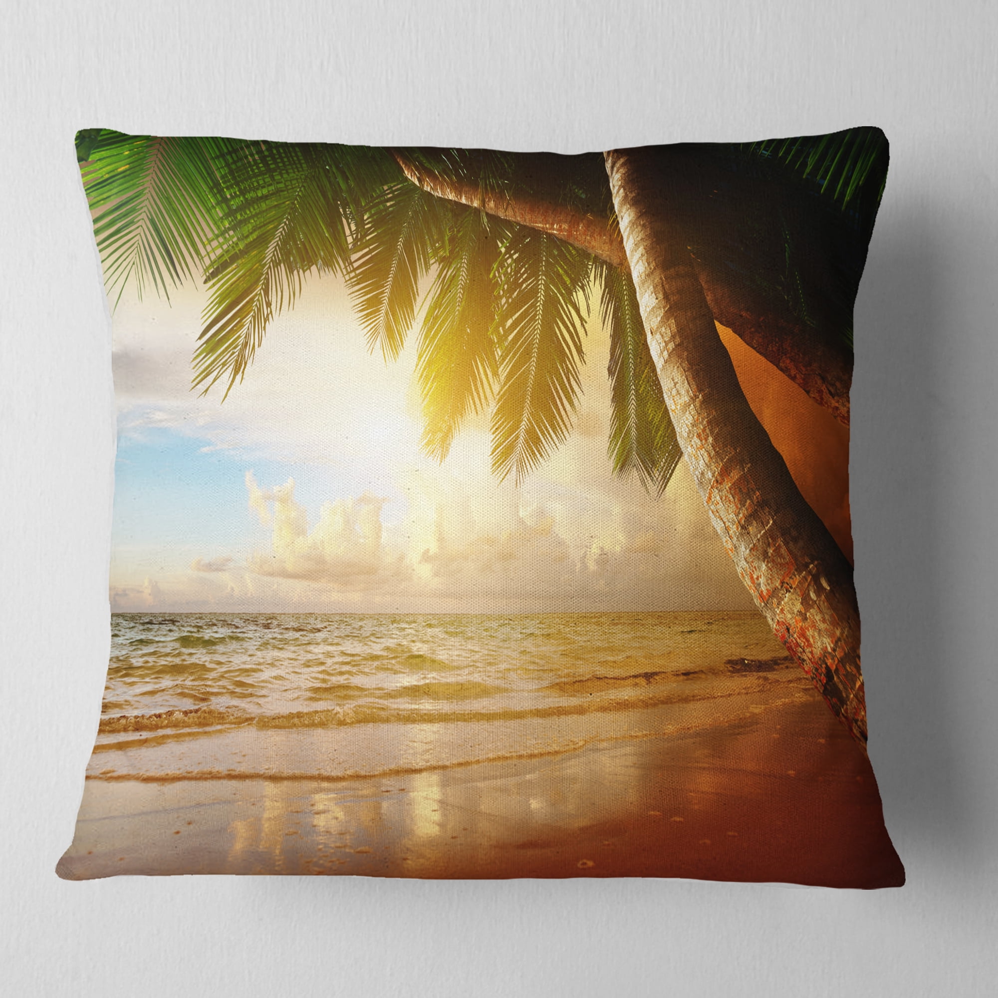 Designart Caribbean Beach Sunrise - Landscape Photo Throw Pillow - 18x18