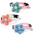 thumbnail image 2 of Collier pour Chat Créatif avec Clochette Décorative Réglable pour Animaux de Compagnie, 2 of 10